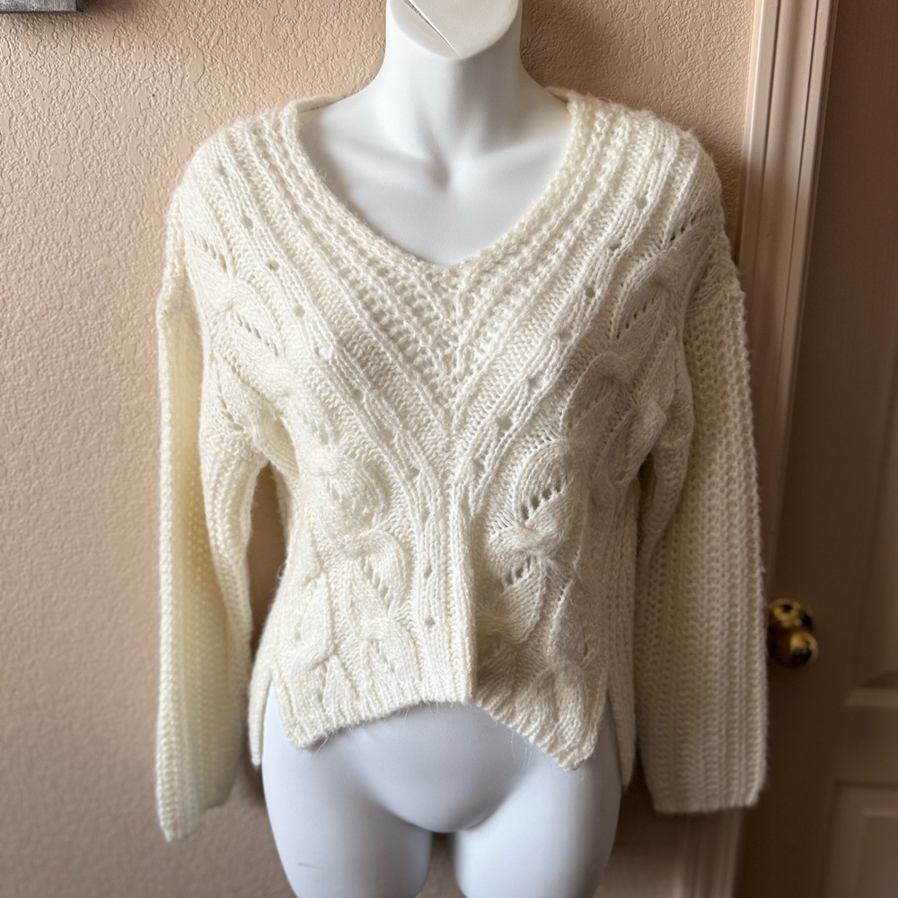 Women's Cream Cable Knit Sweater